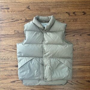 Vintage L.L. BEAN Men's Olive Puffer Vest